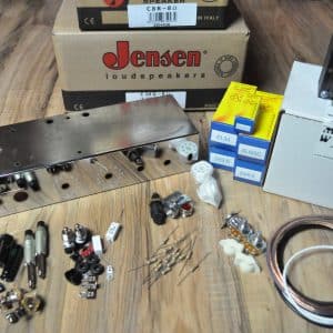 Tube Amp Network - Two Stroke Amp Kit with Speakers